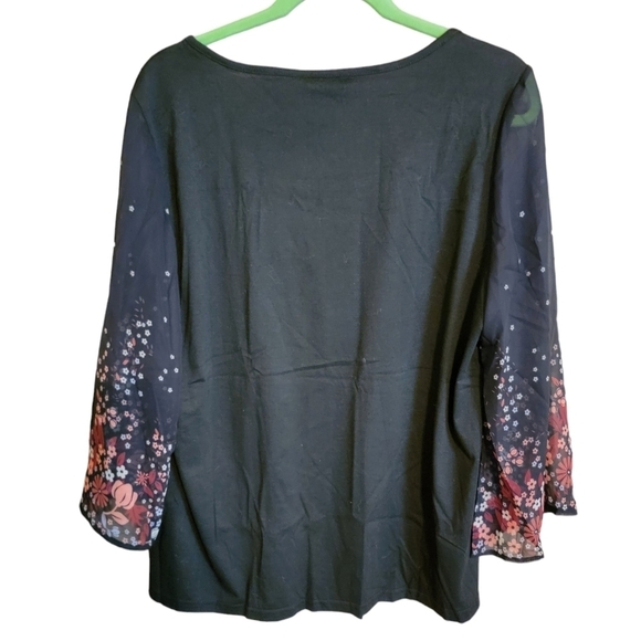 Top - Picture 2 of 2